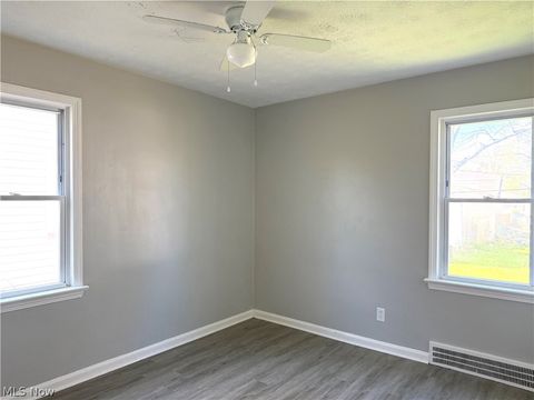 Tiny photo for 4606 Lincoln Avenue, Parma, OH 44134 (MLS # 5203056)