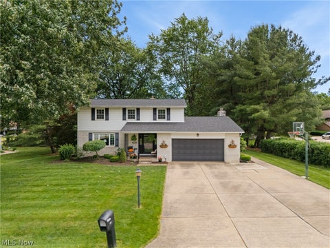 Homes For Sale - 2500 Hume Street<br/> North Canton, OH 44720