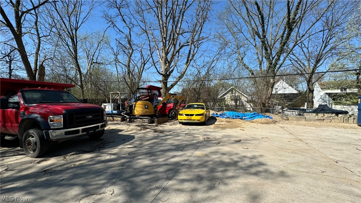 Wellmons Realty Companys Cle - Commercial Sale