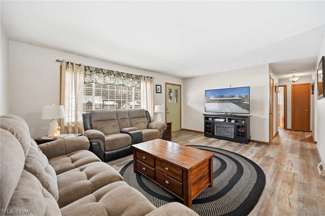 Kirk Manor - Residential