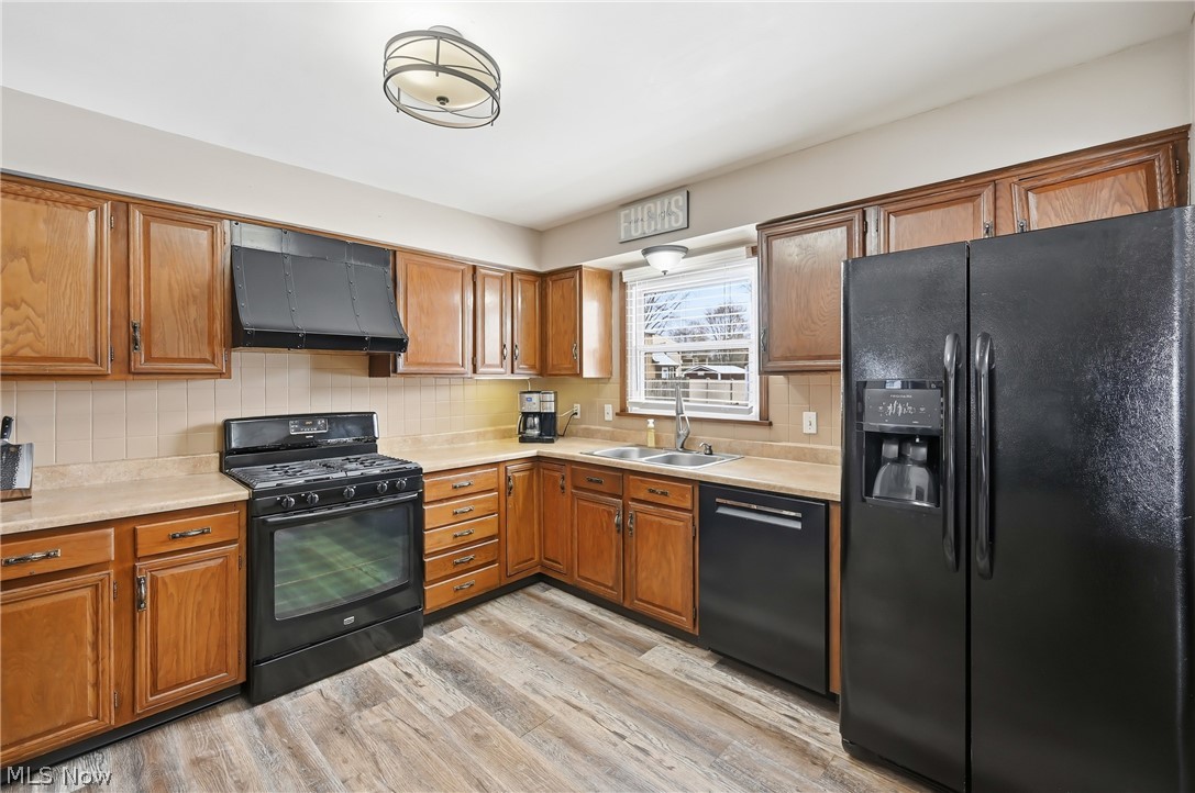 Kirk Manor - Residential