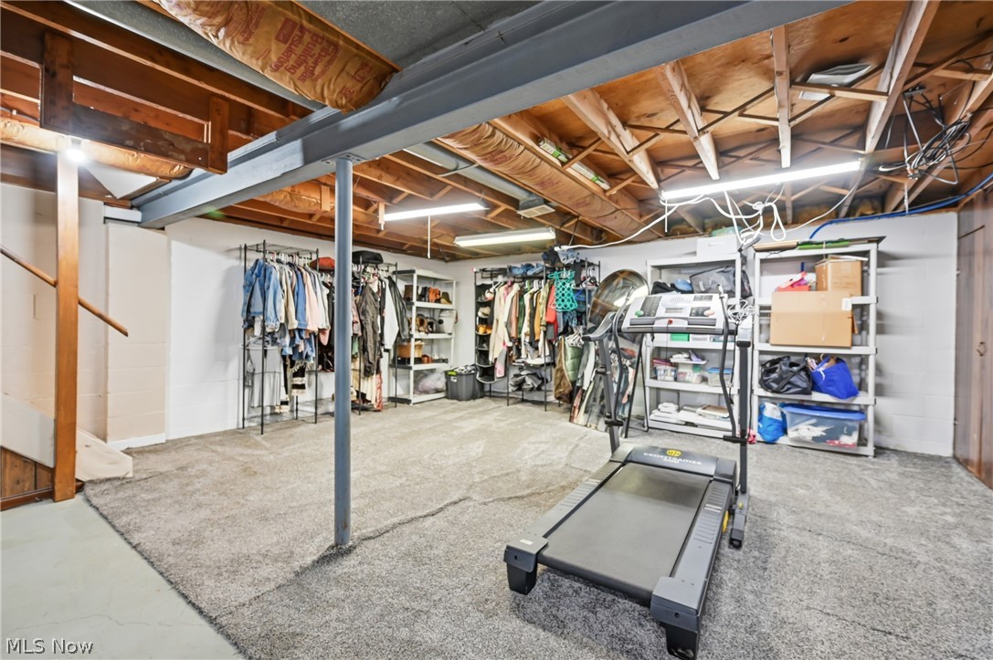 Kirk Manor - Residential