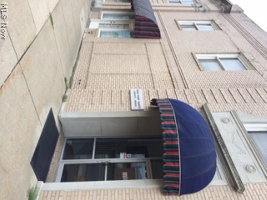 Ground floor office space for lease $650 a month. Large private office with private entrance to secretarial space. 2nd private office large waiting area or more office space.