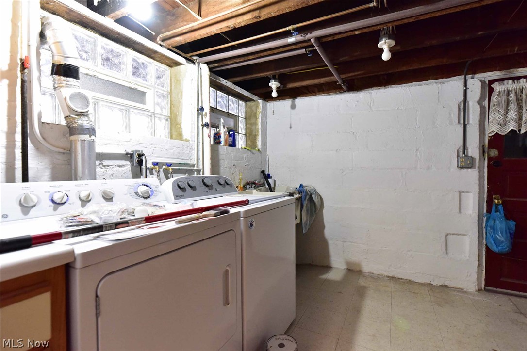 C C Southerns - Residential Lease