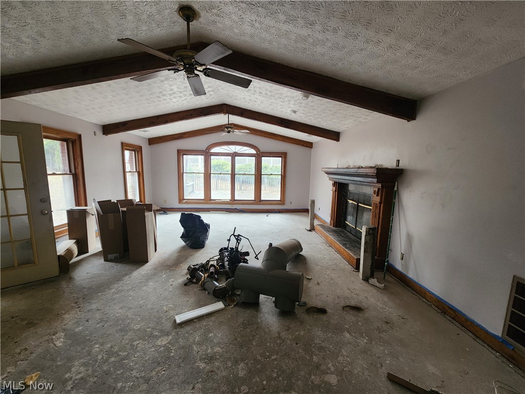 423 S Rose Boulevard