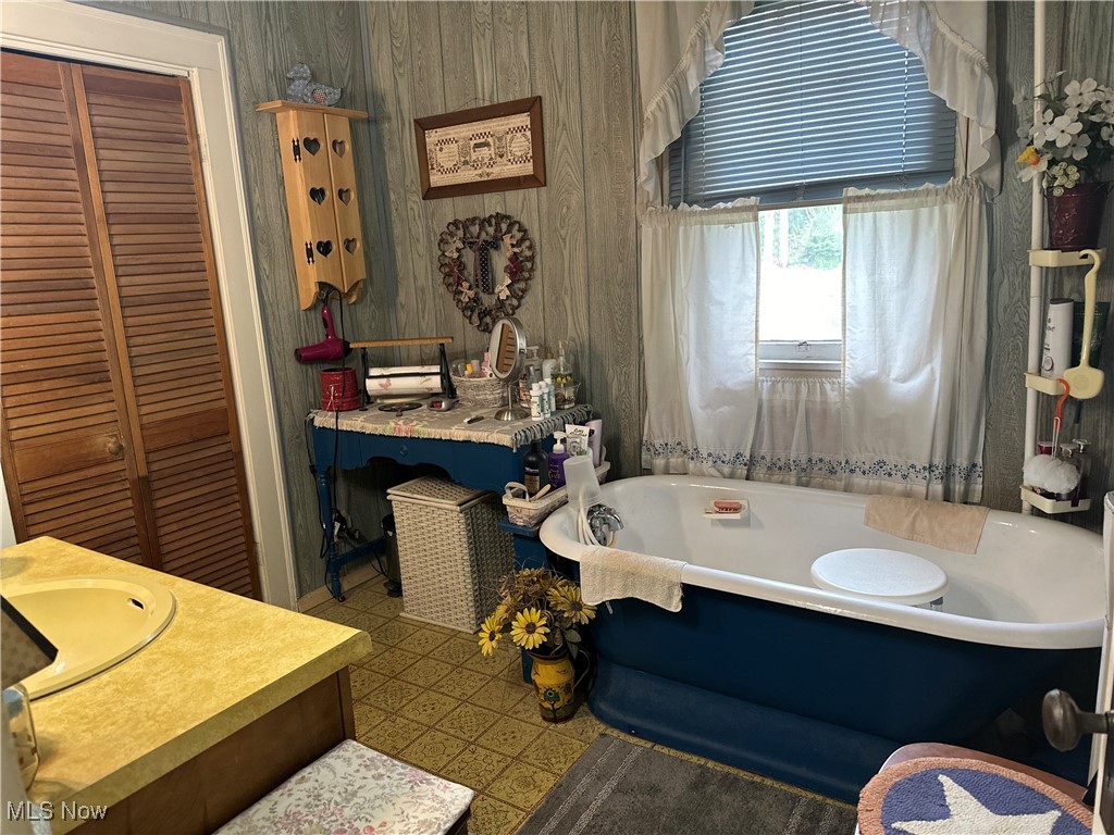 721 Harrison Avenue, Cambridge, Ohio image 5