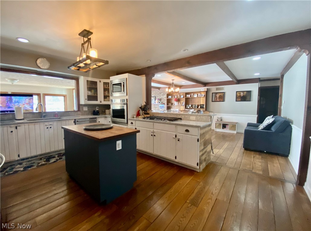 Bentley Estates 01 - Residential