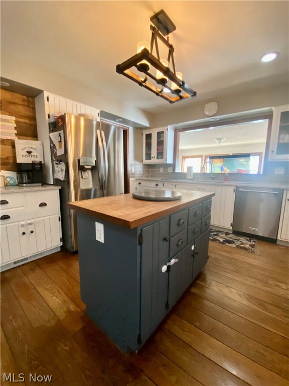 Bentley Estates 01 - Residential