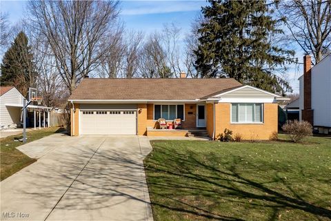 27346 Cottonwood Trail, North Olmsted, OH 44070 - #: 5104649