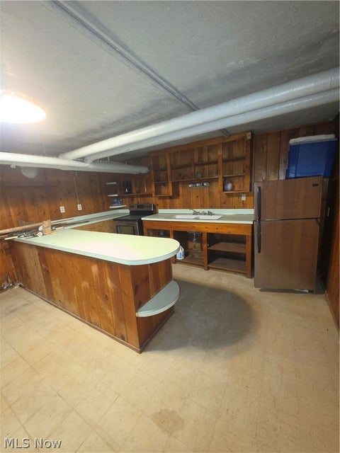 Tiny photo for 5337 Dolloff Road, Cleveland, OH 44127 (MLS # 5240833)