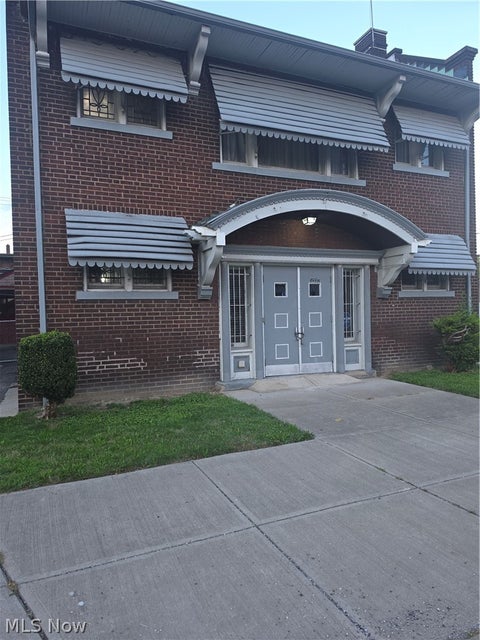 Photo of 5337 Dolloff Road, Cleveland, OH 44127 (MLS # 5240833)