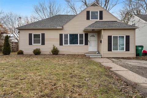 Photo of 152 Linden Drive, Painesville, OH 44077 (MLS # 5188186)