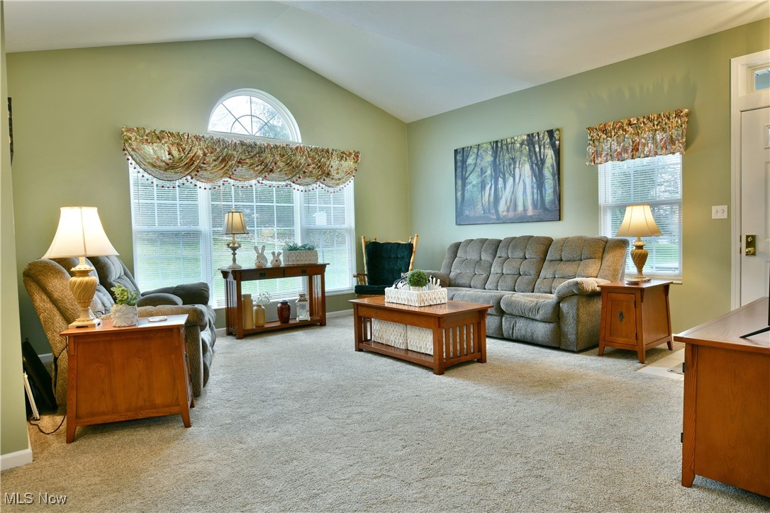 218 Wilcox Road, Austintown, Ohio image 4