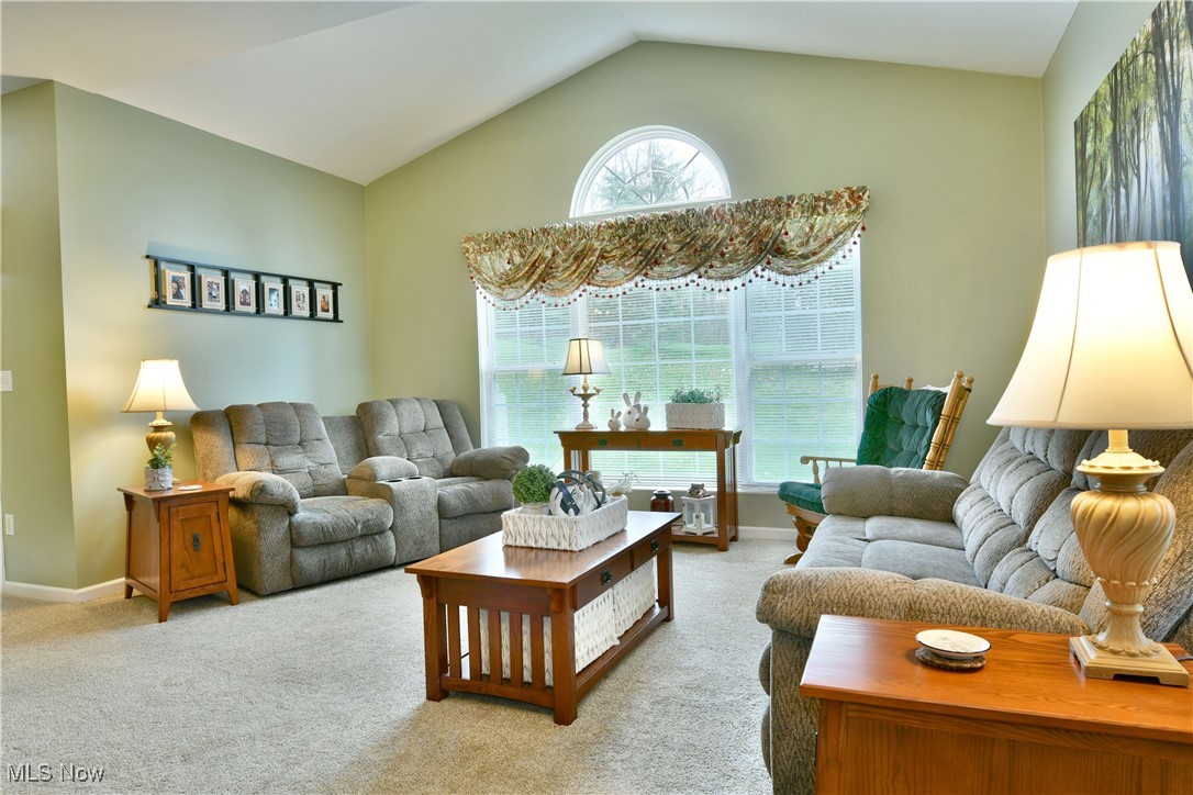 218 Wilcox Road, Austintown, Ohio image 3