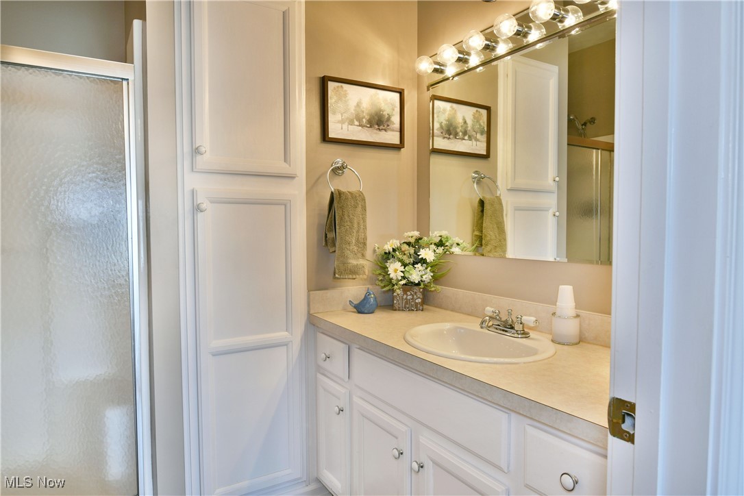 218 Wilcox Road, Austintown, Ohio image 28