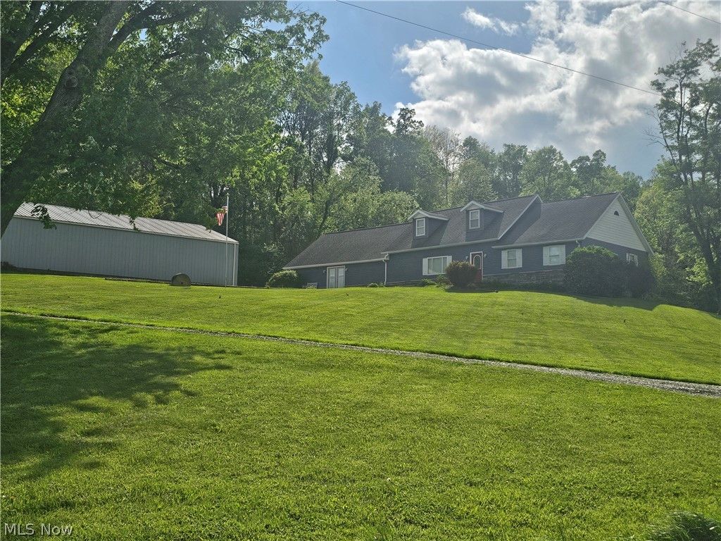 Photo of 6999 W Buck Run Road NW, Malta, OH 43758 (MLS # 5205358)