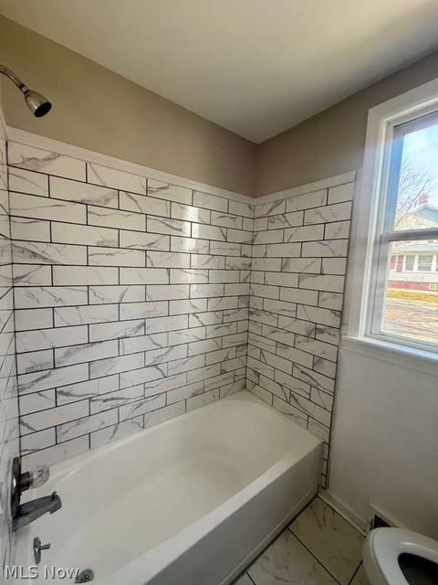 Tiny photo for 2027 Warrensville Center Road #3, South Euclid, OH 44121 (MLS # 5191041)