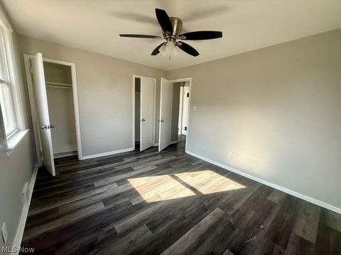 Tiny photo for 2027 Warrensville Center Road #3, South Euclid, OH 44121 (MLS # 5191041)