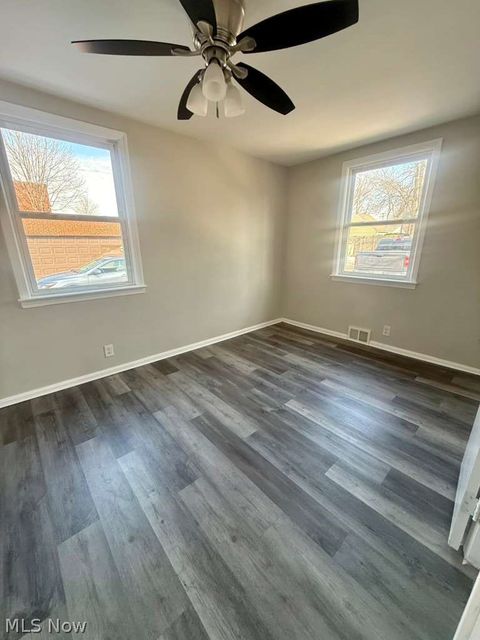 Tiny photo for 2027 Warrensville Center Road #3, South Euclid, OH 44121 (MLS # 5191041)