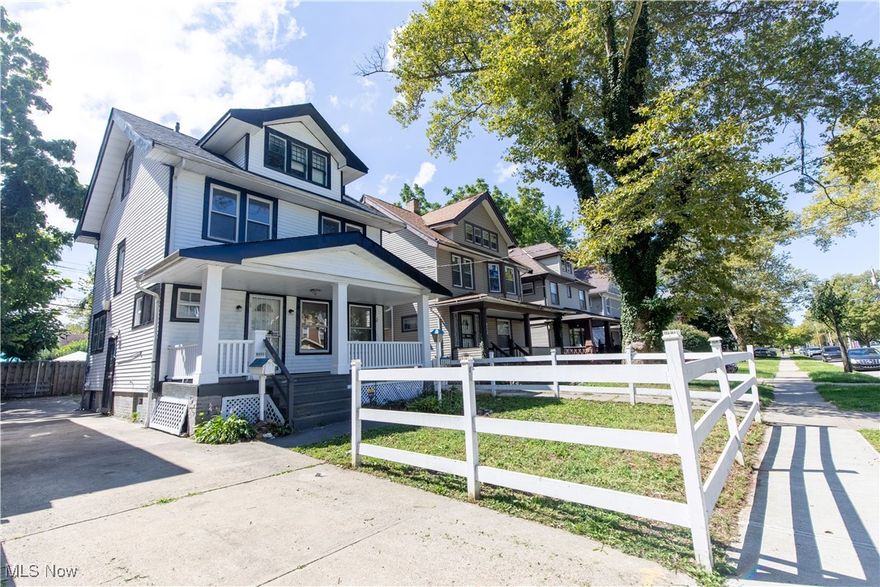 Charming 3BR/1.5BA colonial with modern updates! Bright living and dining spaces flow into a stylish kitchen
with stainless steel appliances, butcher block counters, and warm wood accents. Fresh carpet upstairs and
updated full bath. Enjoy a welcoming front porch, fenced yard, and driveway parking. Move-in ready—ideal for
first-time buyers or investors!