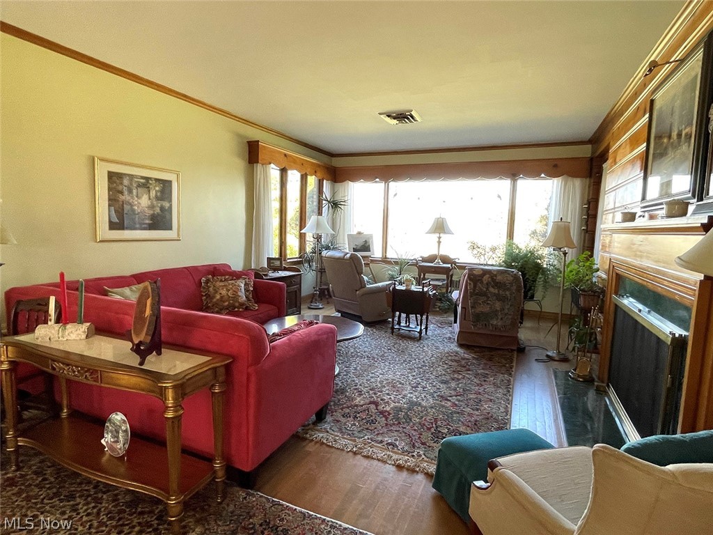 Village/Minerva - Residential