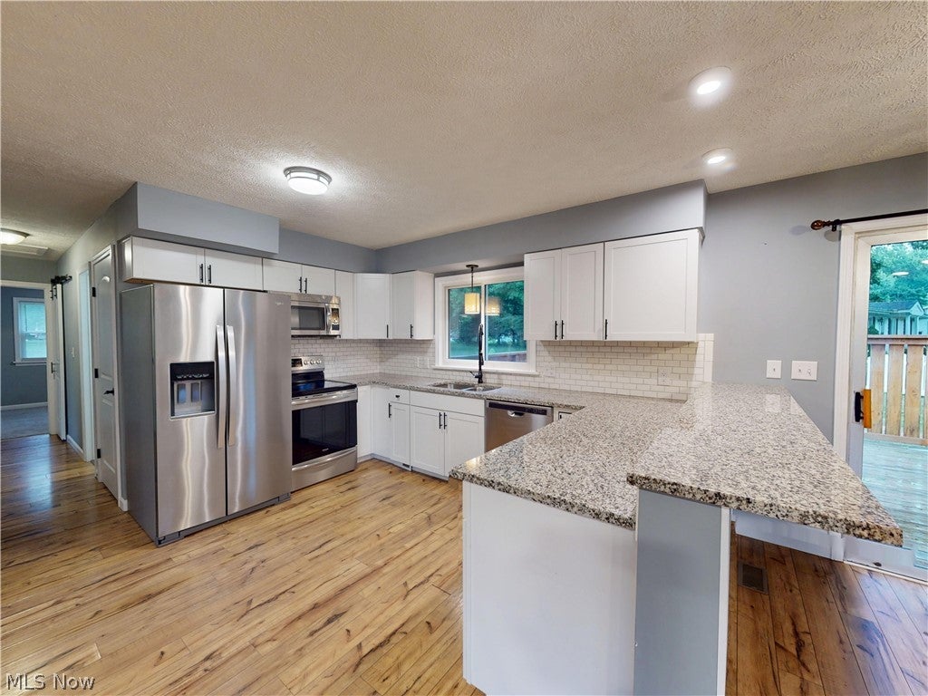 2922 Cliffside Drive