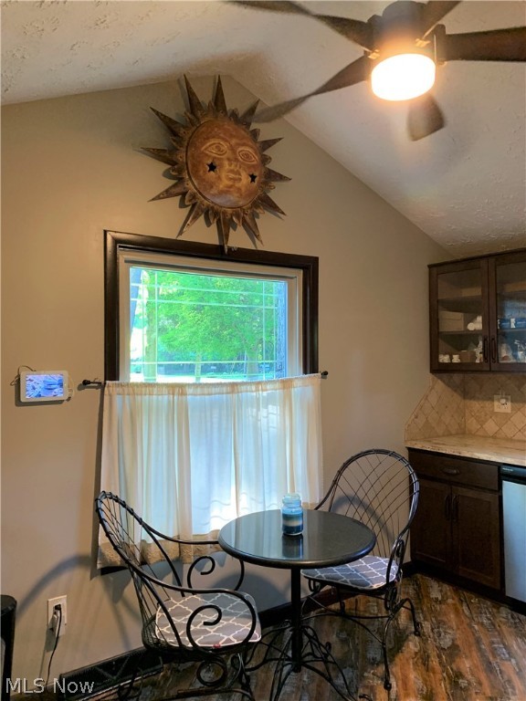 Valley Home Garden - Residential