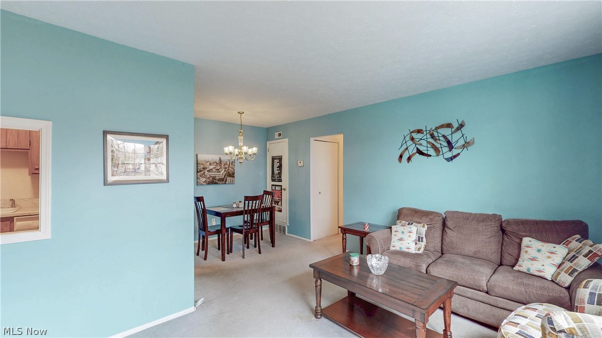 Heritage Circle - Residential