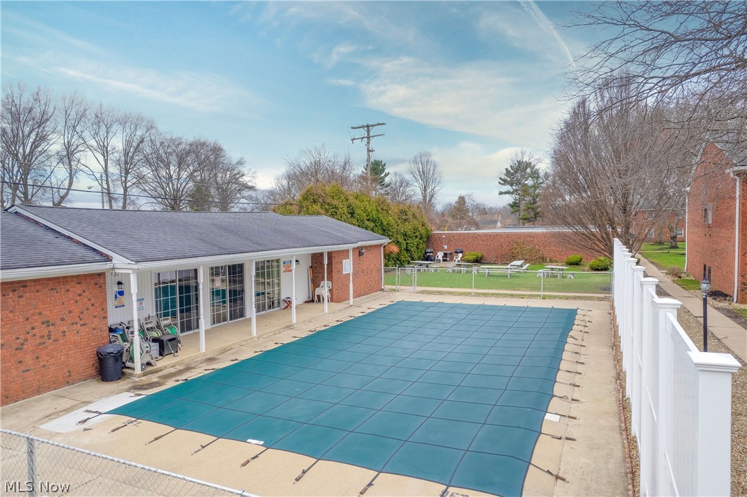 Heritage Circle - Residential