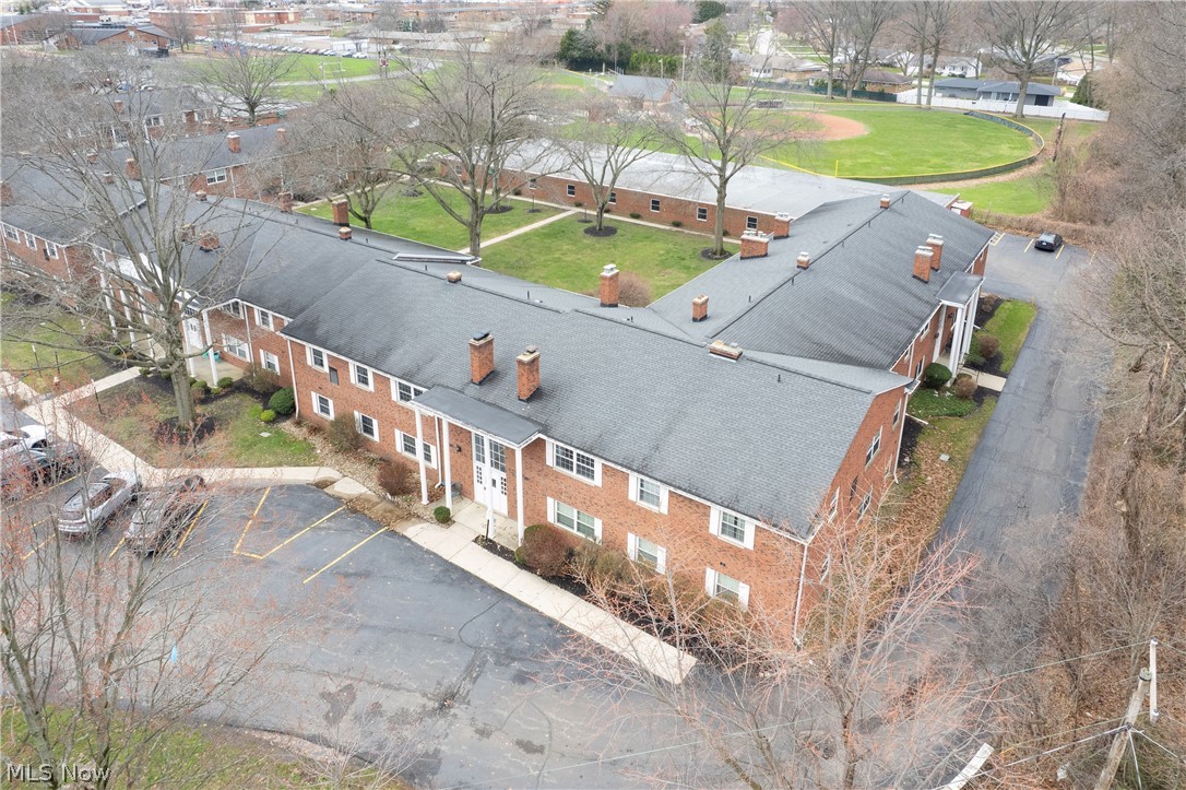 Heritage Circle - Residential