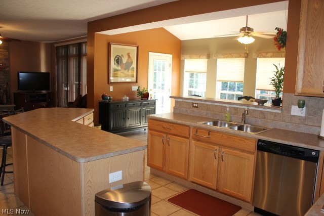 Kings Ridge Ph Three - Residential