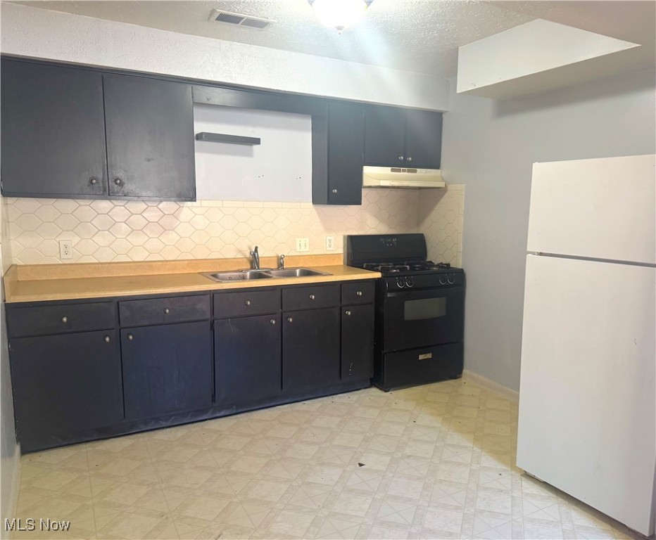 Park Heights Estate #10 - Residential Lease