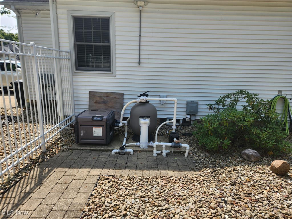 9425 Doral Drive, Warren, Ohio image 39