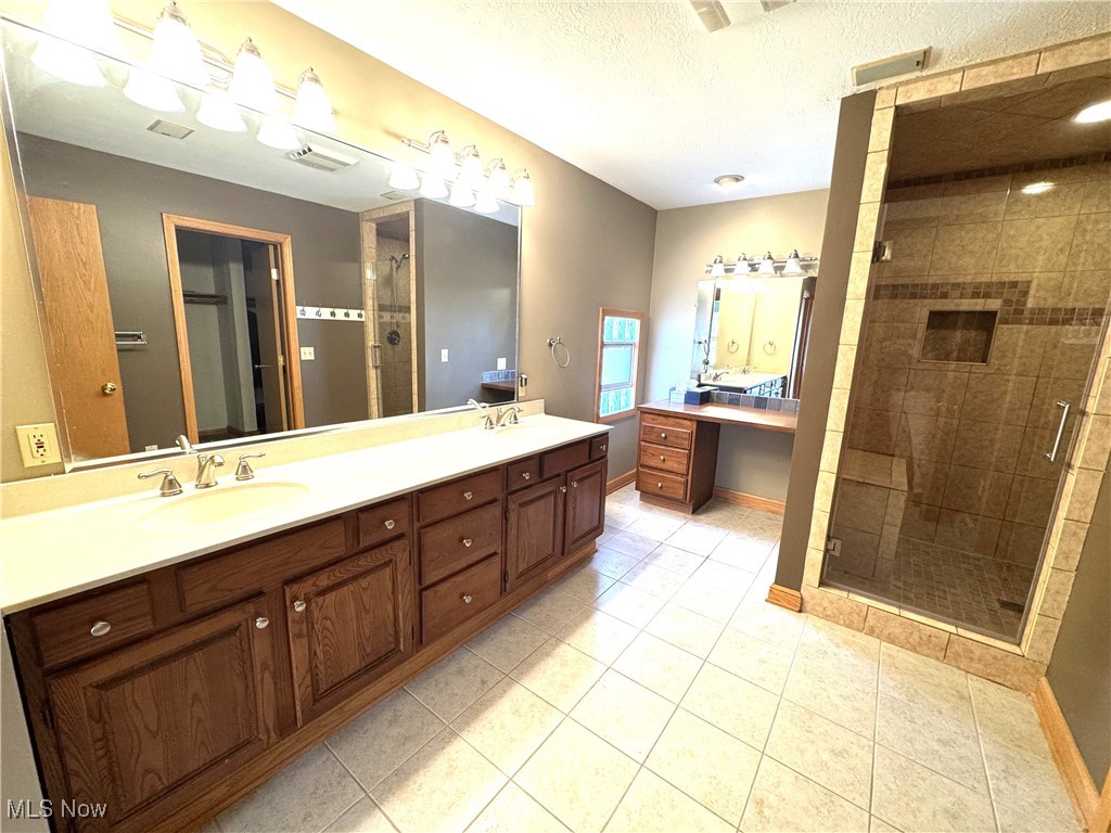9425 Doral Drive, Warren, Ohio image 19