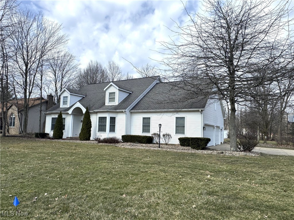 9425 Doral Drive, Warren, Ohio image 2
