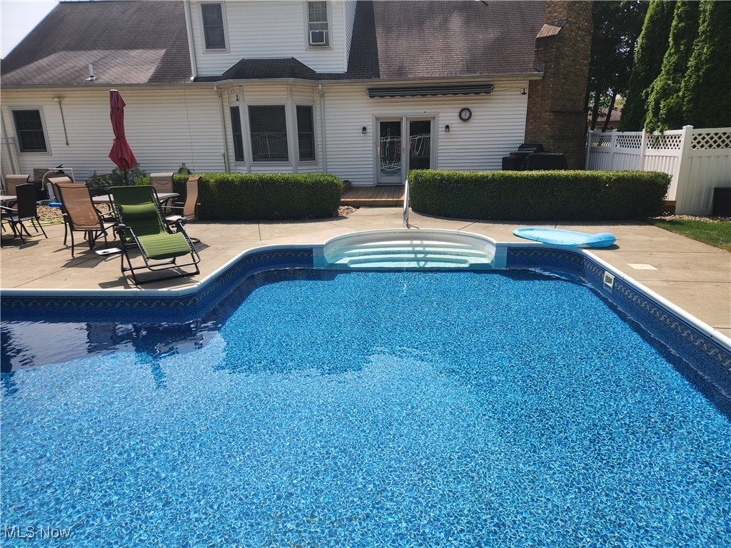 9425 Doral Drive, Warren, Ohio image 35