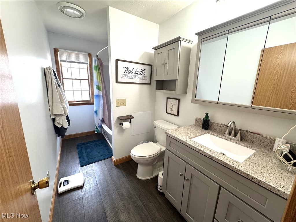 9425 Doral Drive, Warren, Ohio image 31