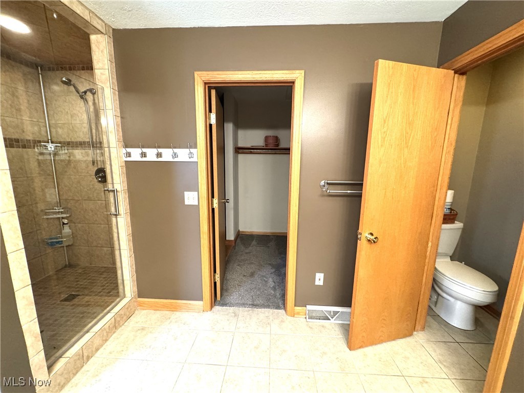9425 Doral Drive, Warren, Ohio image 17