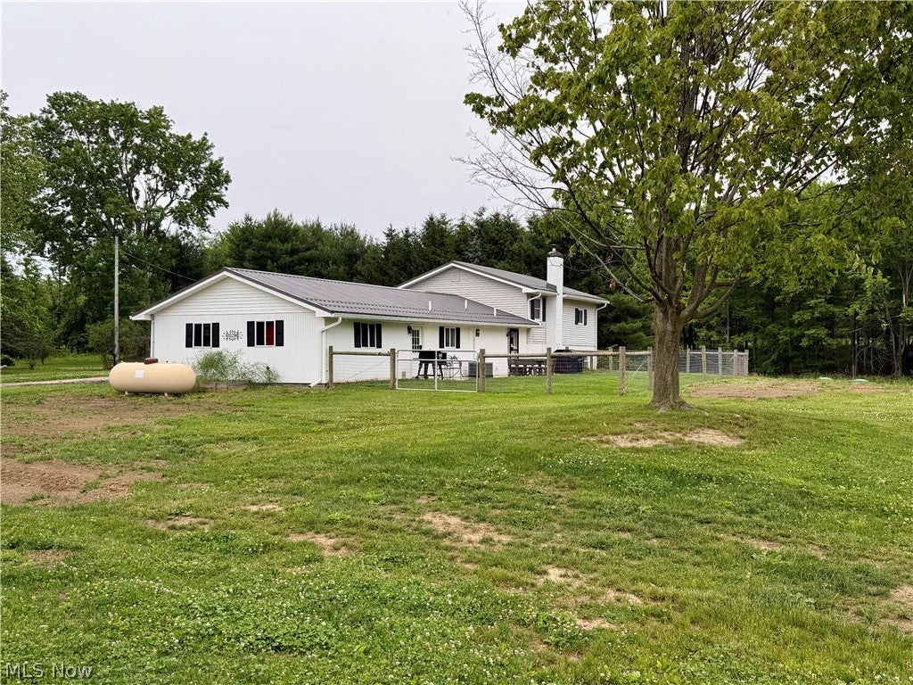 Photo of 6852 Graham Road, Pierpont, OH 44082 (MLS # 5219033)