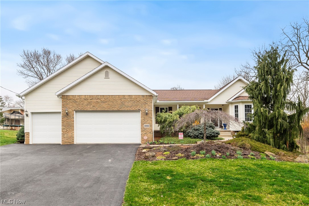 Groves - Residential