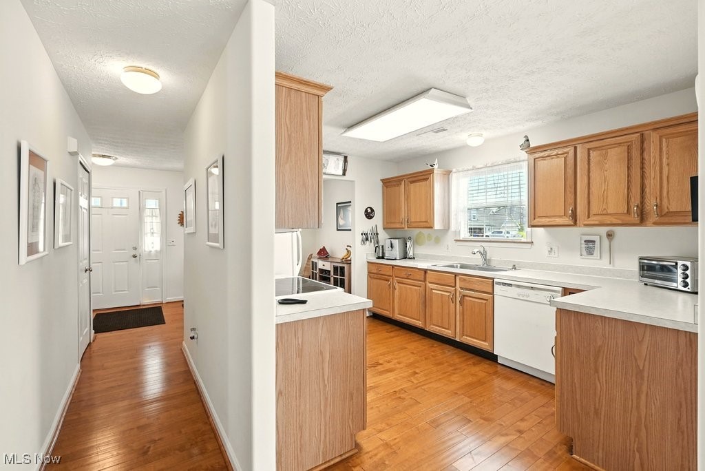 5335 Treeview Circle