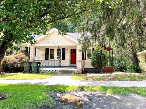 A Hanna HomeFinder account is required to view this listing.