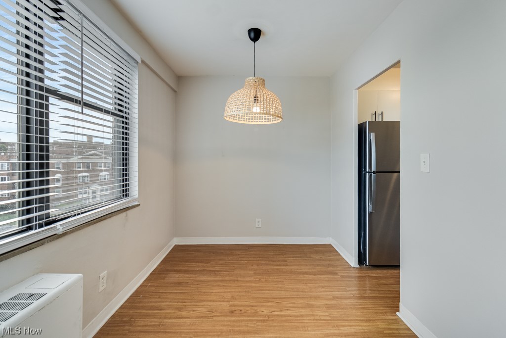 Lake House Condo - Residential