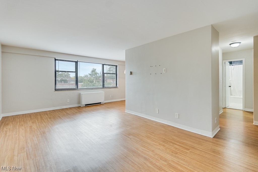 Lake House Condo - Residential