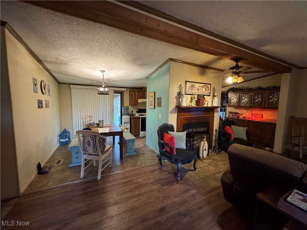 2051 Mahoning Road, Deerfield, Ohio image 5
