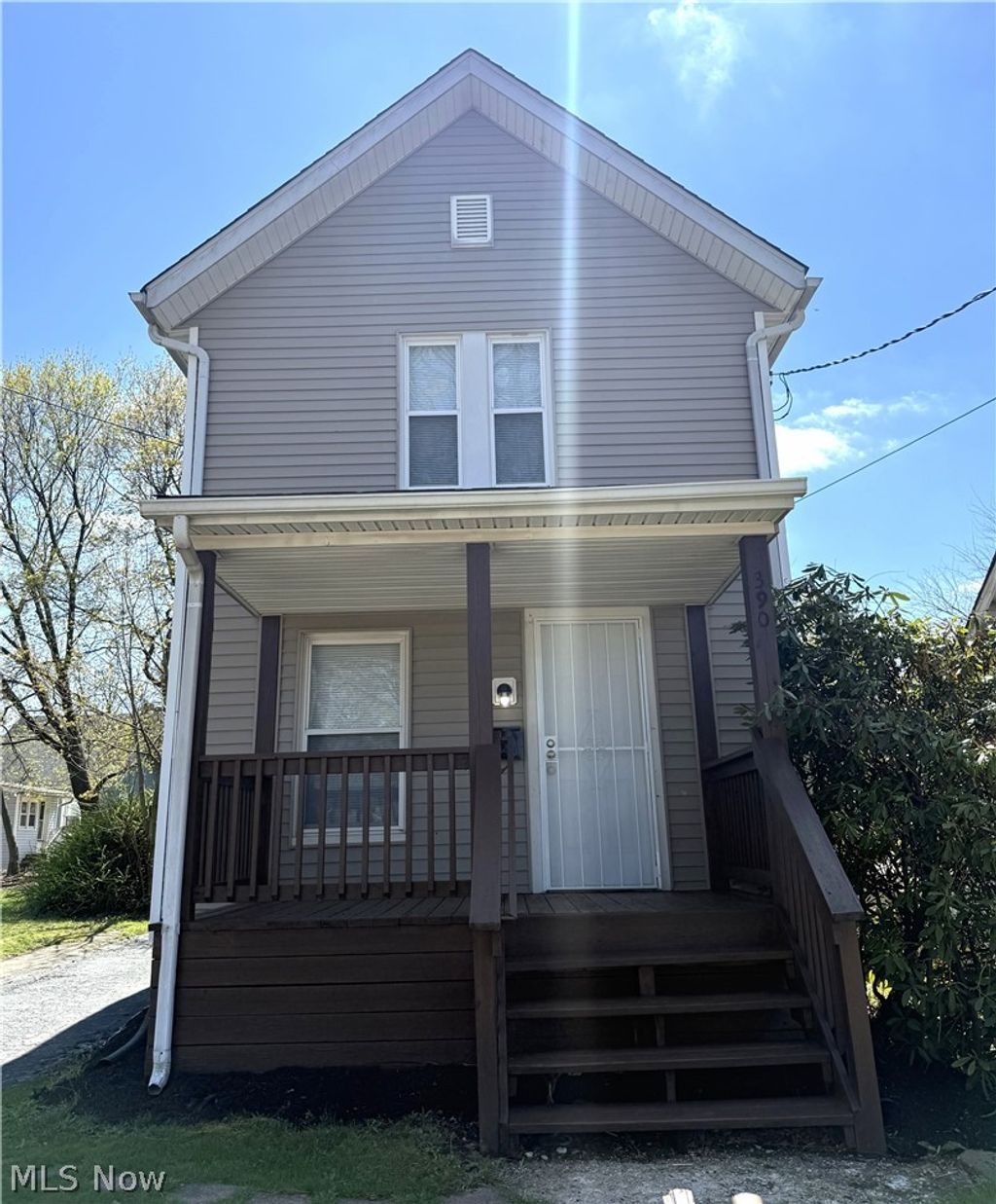 Photo of 390 Cole Avenue, Akron, OH 44301 (MLS # 5200711)