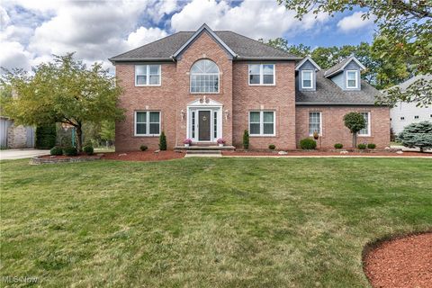8754 Pointe Drive, Broadview Heights, OH 44147 - #: 5071257