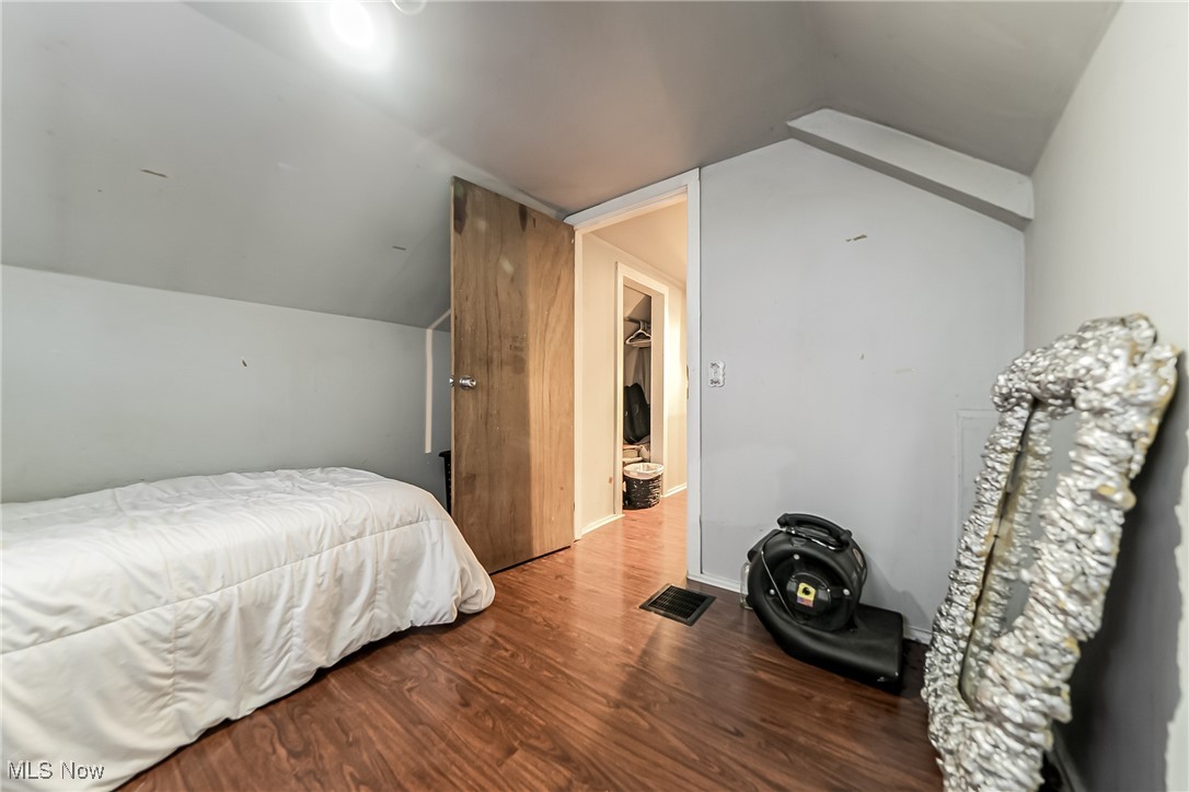 S J Gibbs - Residential