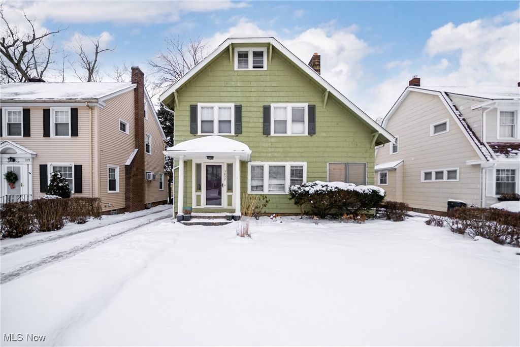 Photo of 3452 Menlo Road, Shaker Heights, OH 44120 (MLS # 5177495)