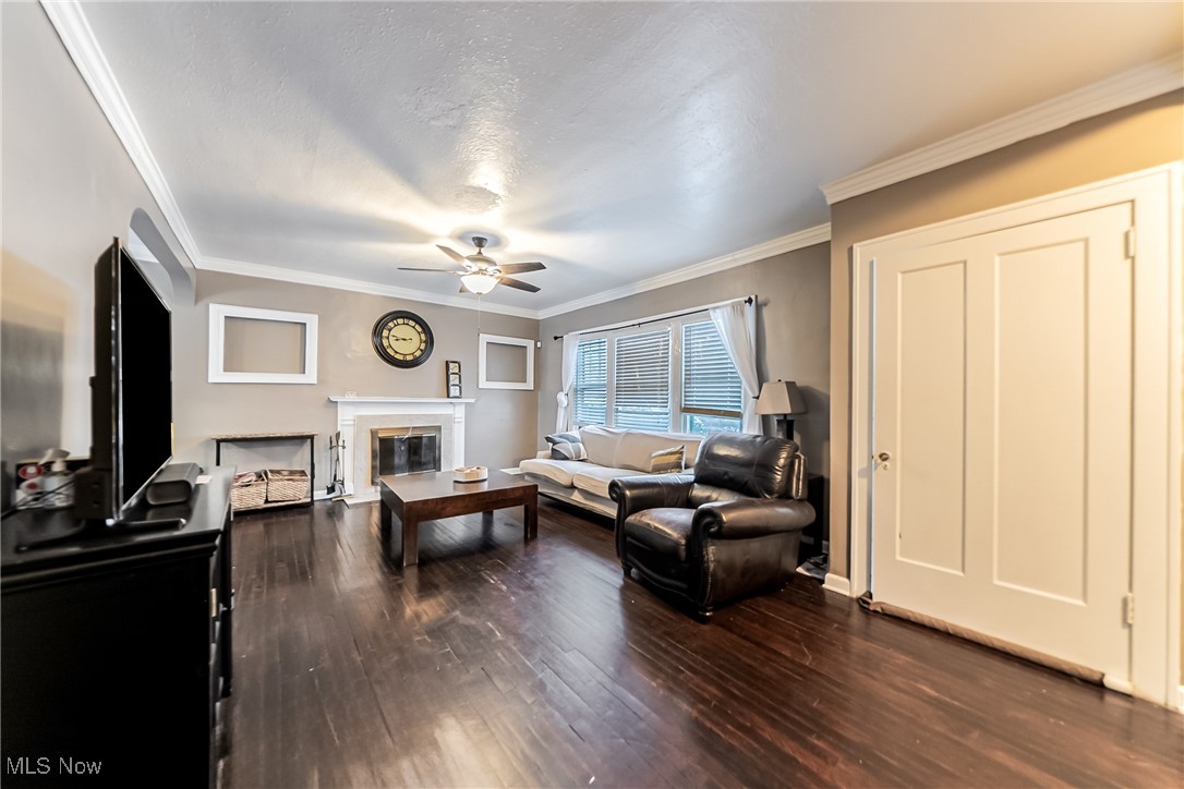 S J Gibbs - Residential